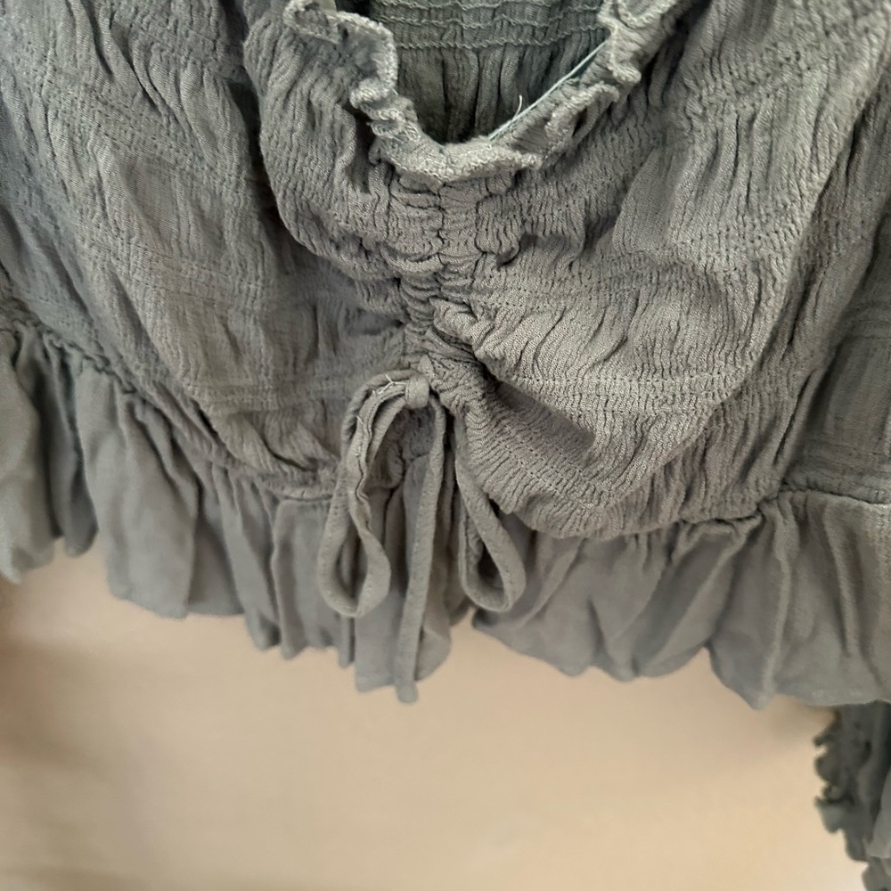 Women's Ruffled Gray Top - Picture 5 of 8